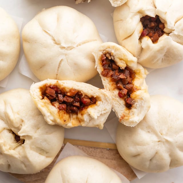 Steam Bun (Bún Bao).